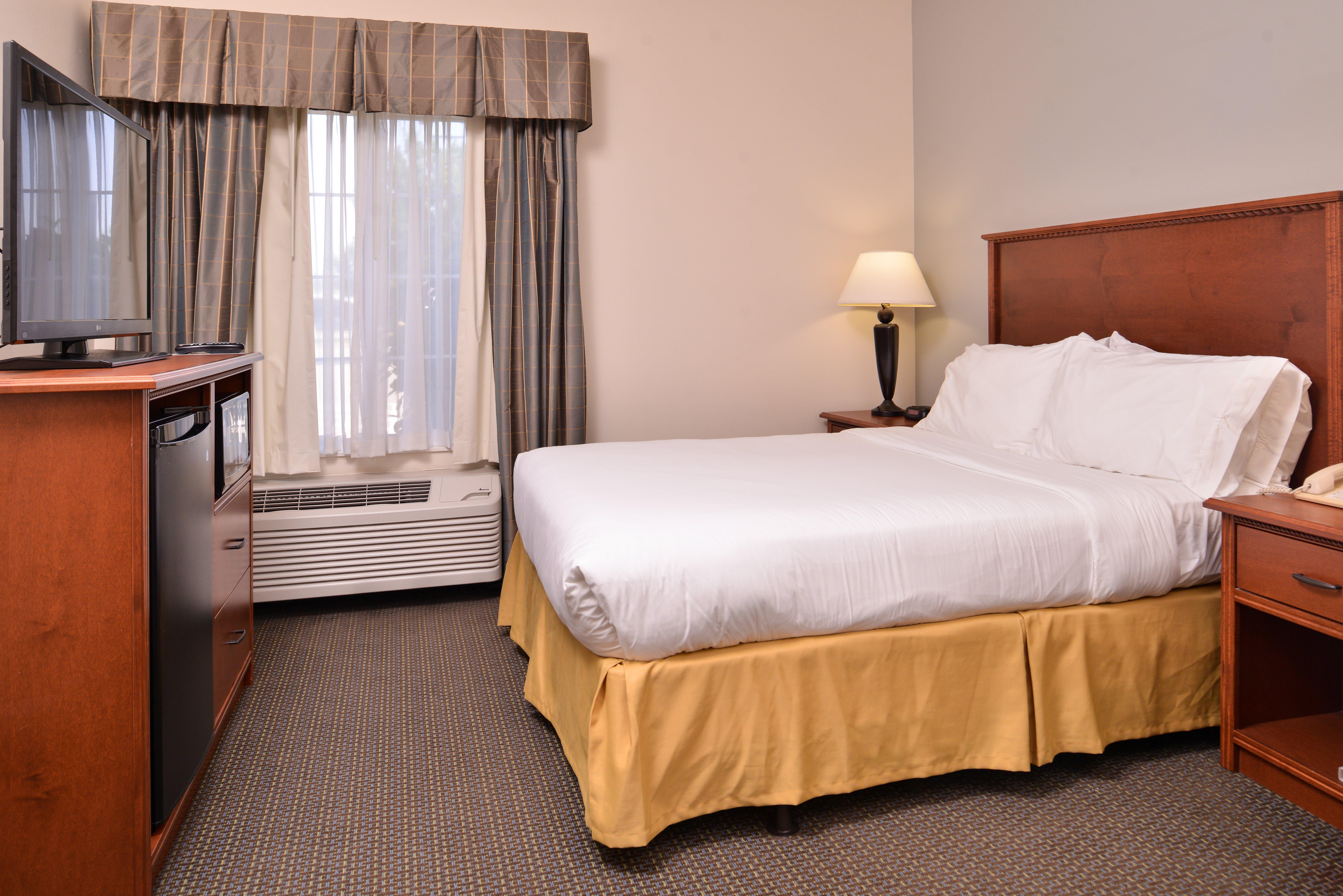 Holiday Inn Express Hotel & Suites Sioux Falls At Empire Mall By Ihg Exterior photo