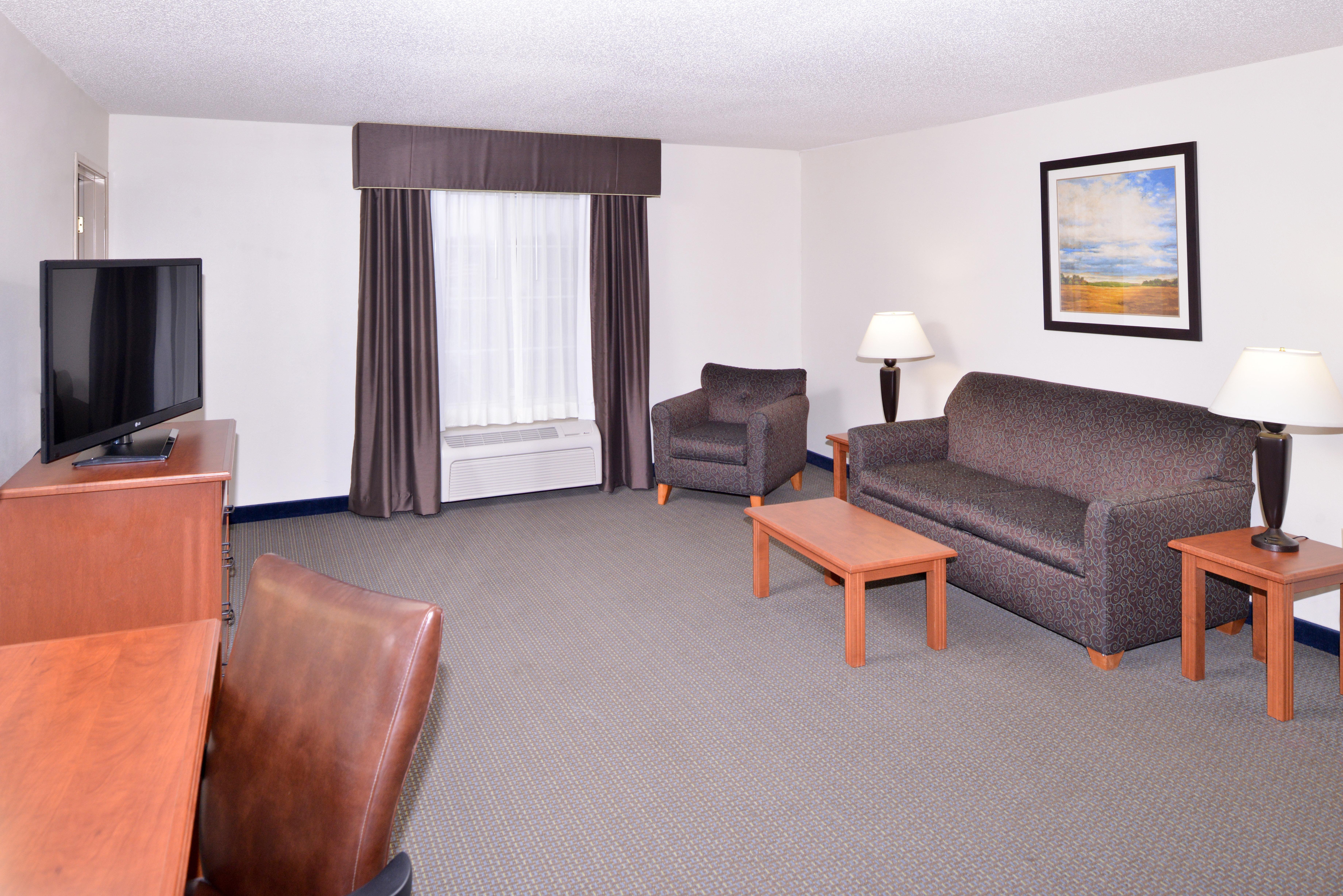 Holiday Inn Express Hotel & Suites Sioux Falls At Empire Mall By Ihg Exterior photo