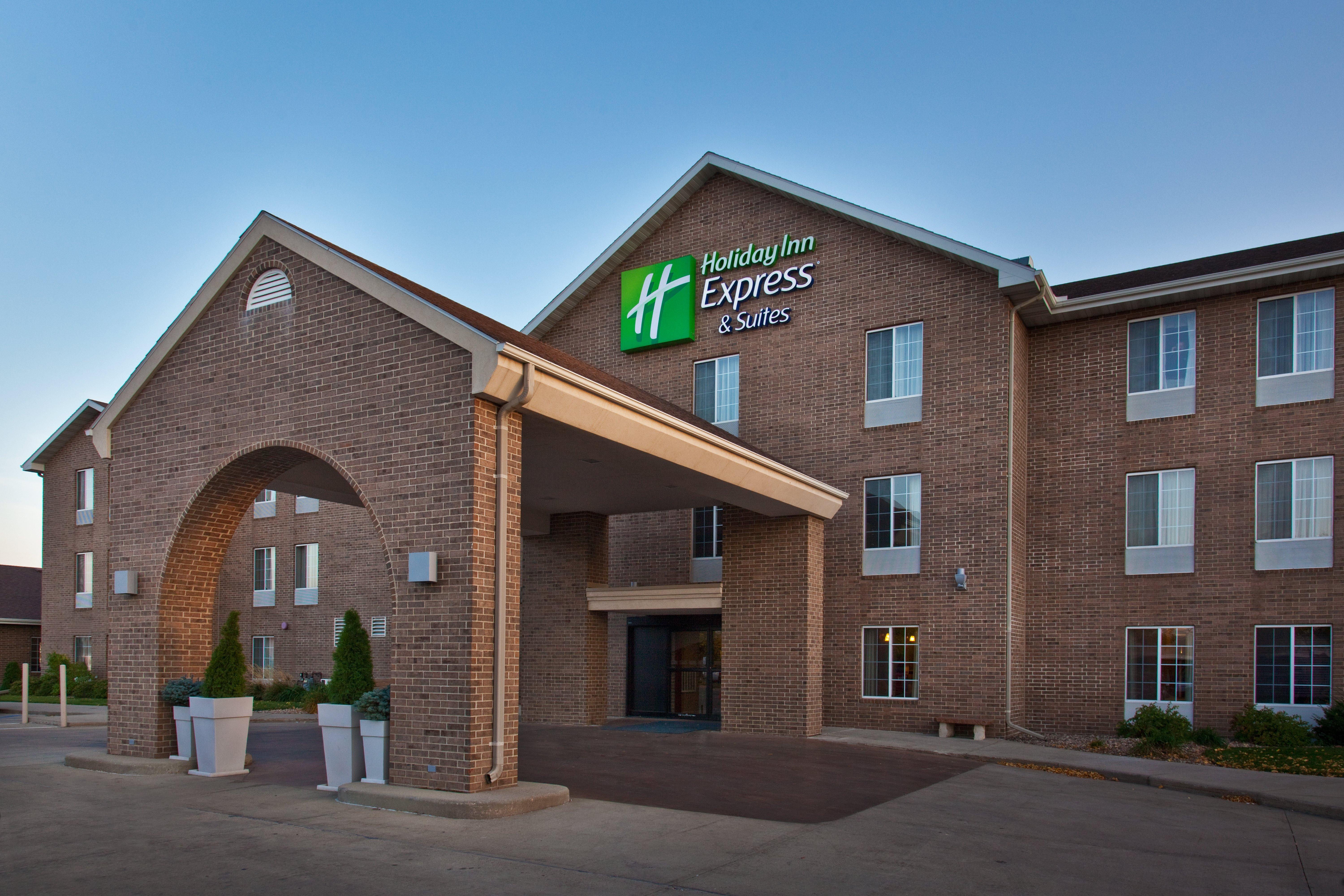 Holiday Inn Express Hotel & Suites Sioux Falls At Empire Mall By Ihg Exterior photo