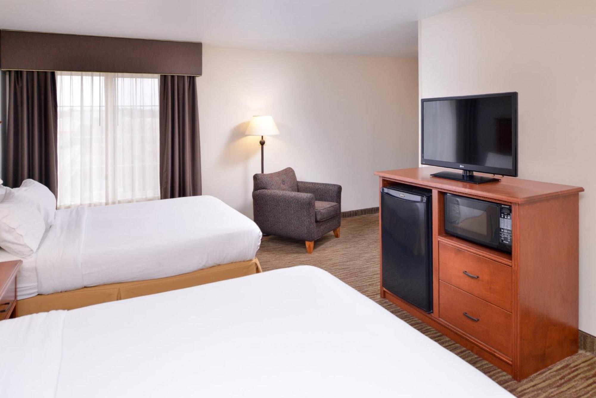 Holiday Inn Express Hotel & Suites Sioux Falls At Empire Mall By Ihg Exterior photo