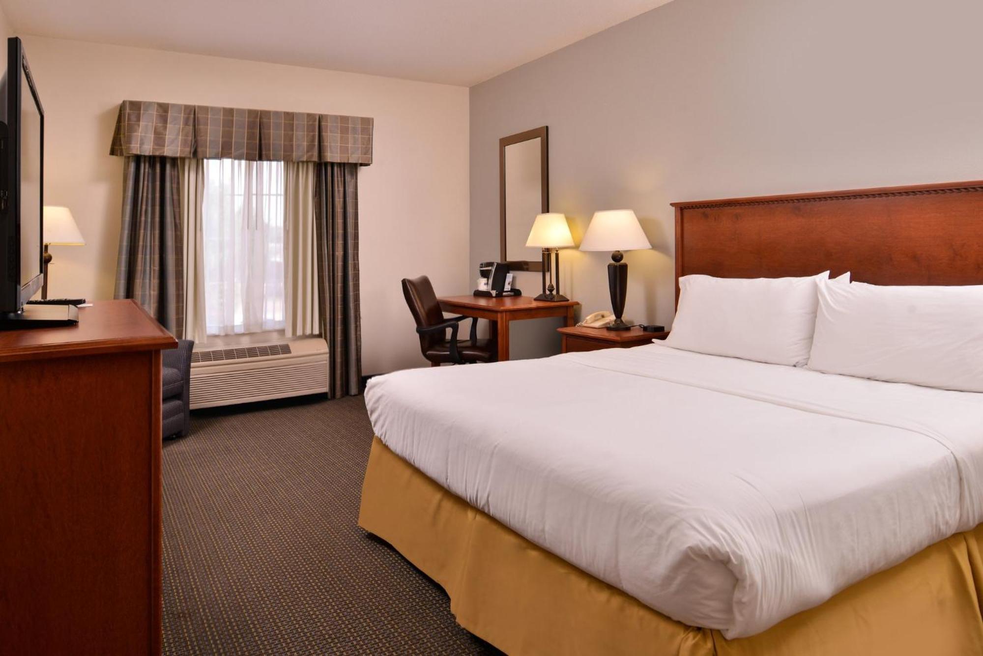 Holiday Inn Express Hotel & Suites Sioux Falls At Empire Mall By Ihg Exterior photo